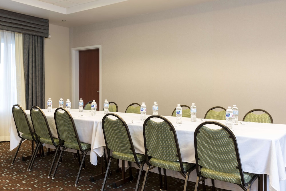 Hampton Inn & Suites Fort Myers Colonial Blvd - photo 42