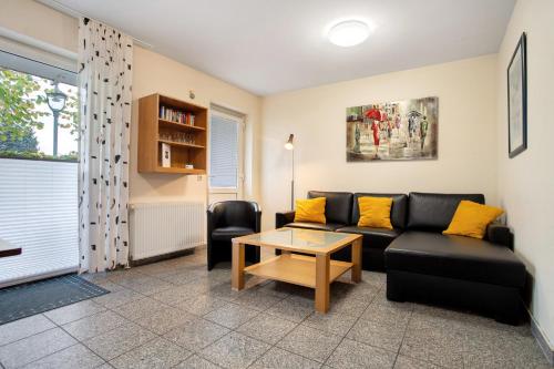Haus Frohsinn Wohnung 1 — 4-Star Luxury Hotel in Ostseebad Binz, Germany