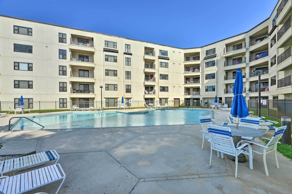 Summer Winds Resort Condo with Ocean Views - photo 12