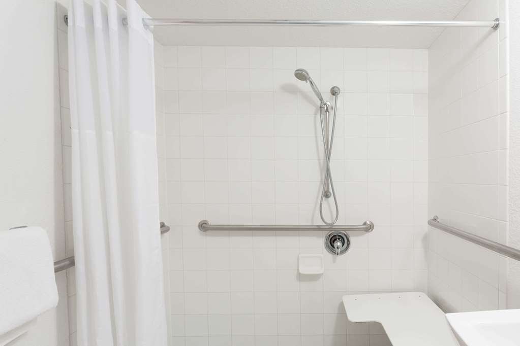 Travelodge by Wyndham Deltona - photo 16