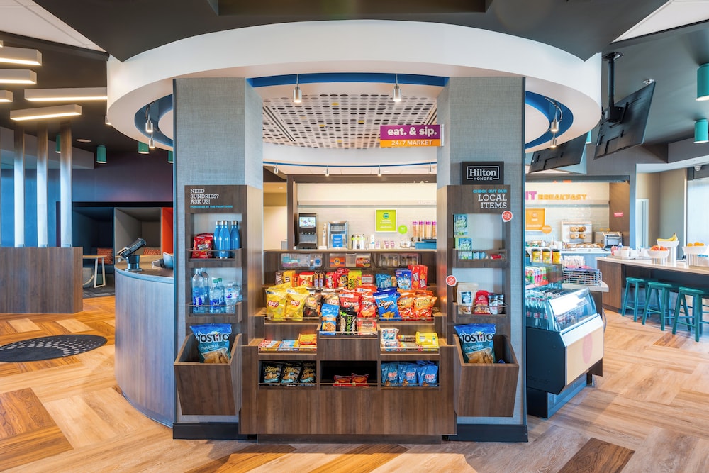 Tru by Hilton Savannah Airport - photo 24