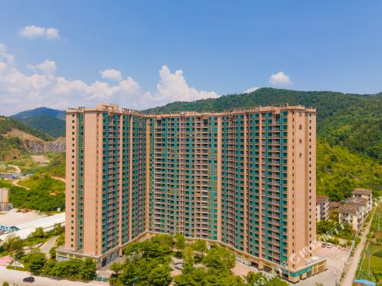 Kaijun Hot Spring Manor in Zhaoqing, People's Republic of China