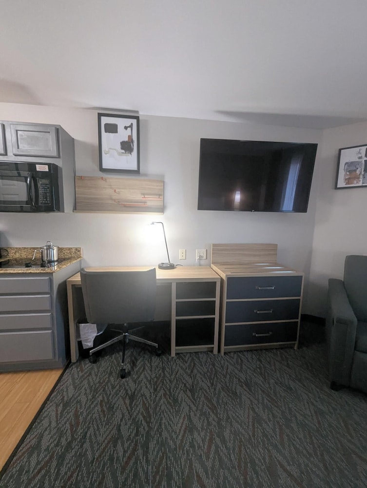 Candlewood Suites Loveland by IHG - photo 11