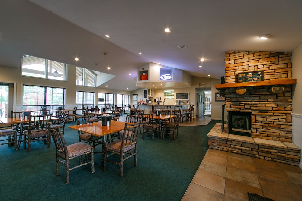 Holiday Inn Club Vacations Holiday Hills Resort Branson by IHG - photo 53