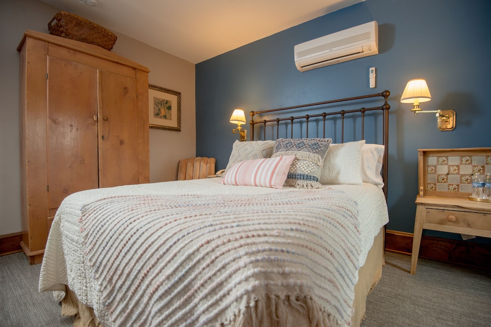 Inn at Cedar Crossing - photo 20
