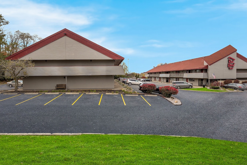 Red Roof Inn Cleveland Independence - photo 38