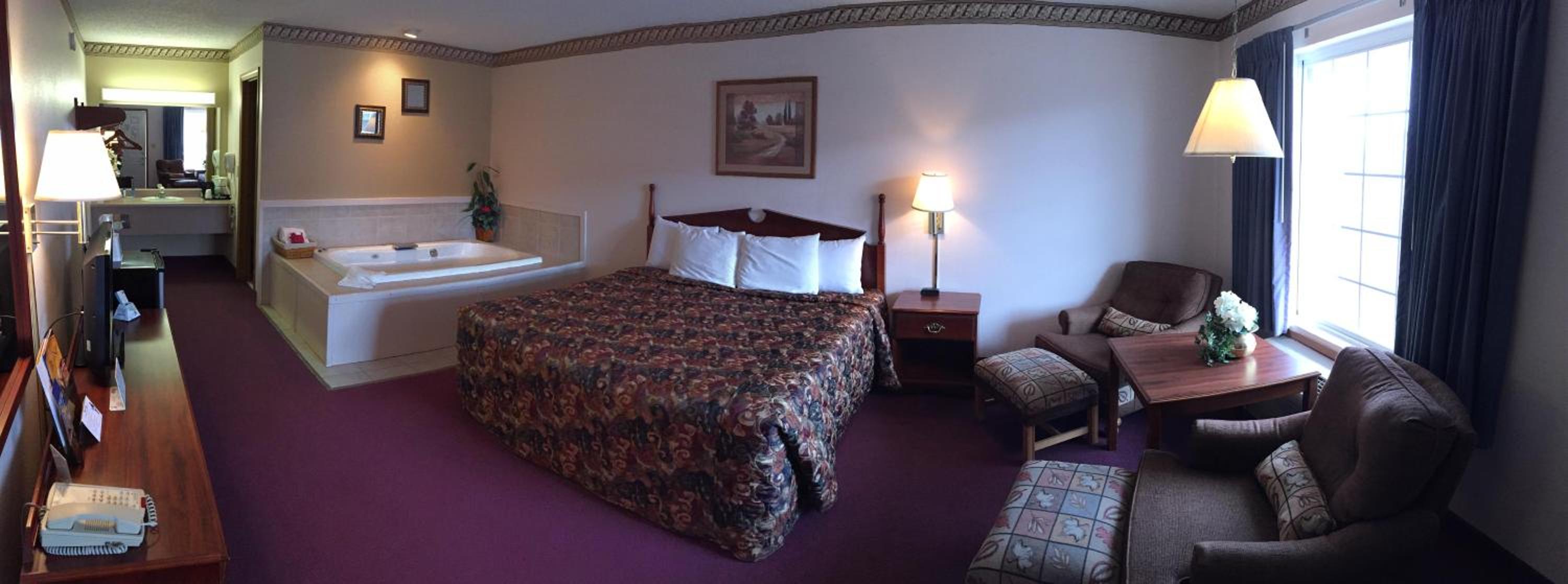 Twelve Oaks Inn - photo 9