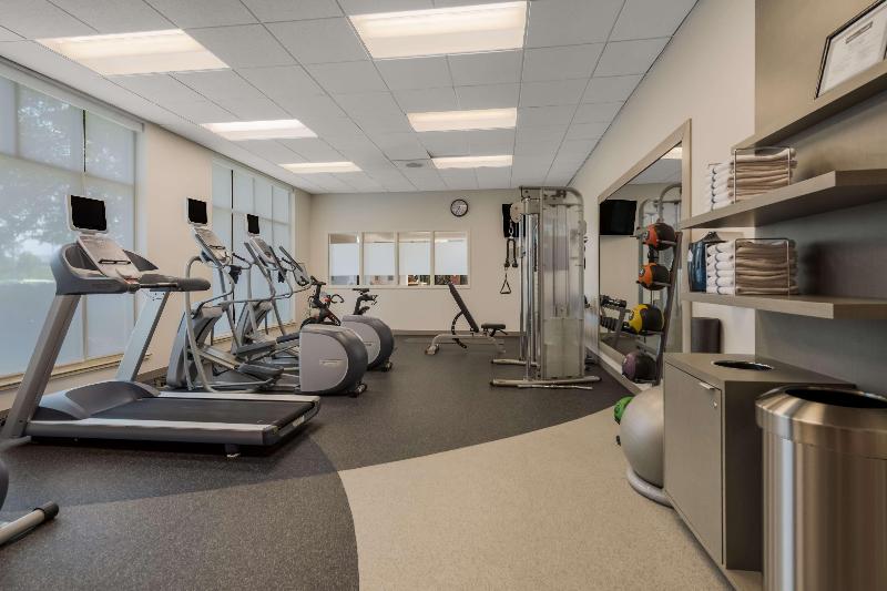 Hilton Garden Inn Rockford - photo 22
