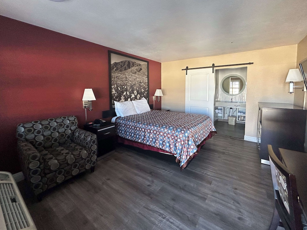 Motel 6 Pasadena CA Old Town Pasadena Area - photo 4