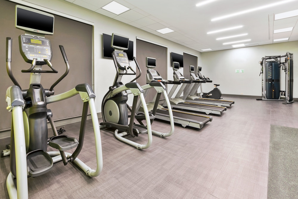 Holiday Inn & Suites Toledo Southwest Perrysburg by IHG - photo 23