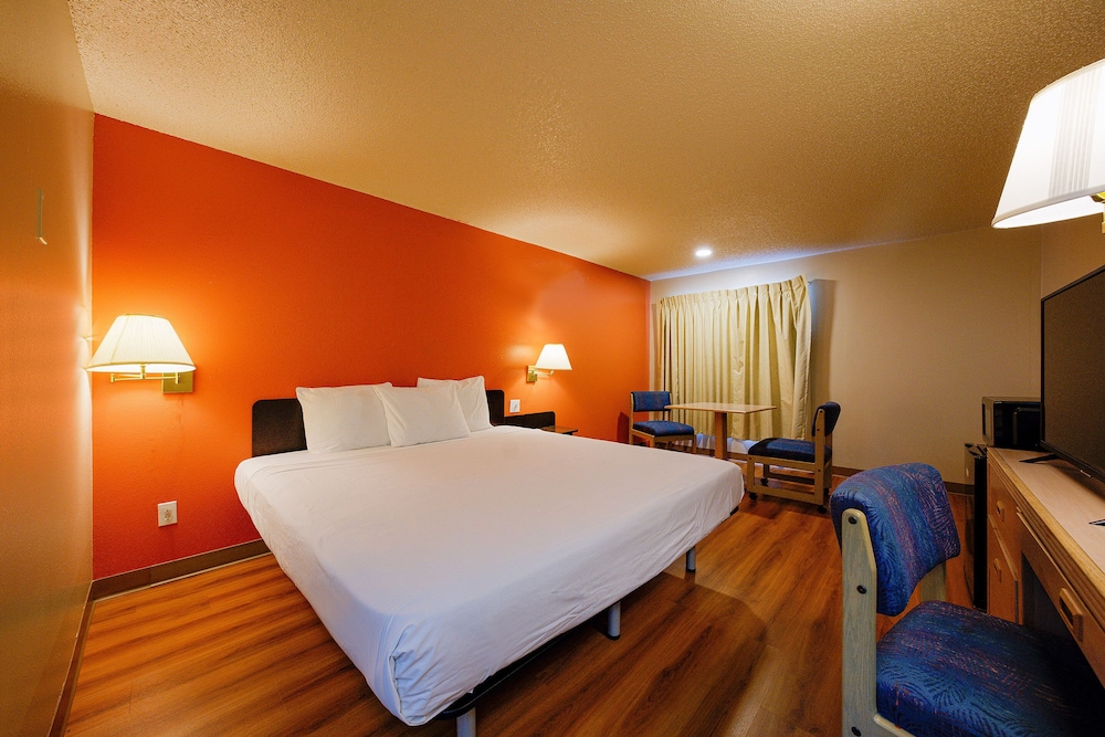 Hermiston Inn & Suites - photo 10