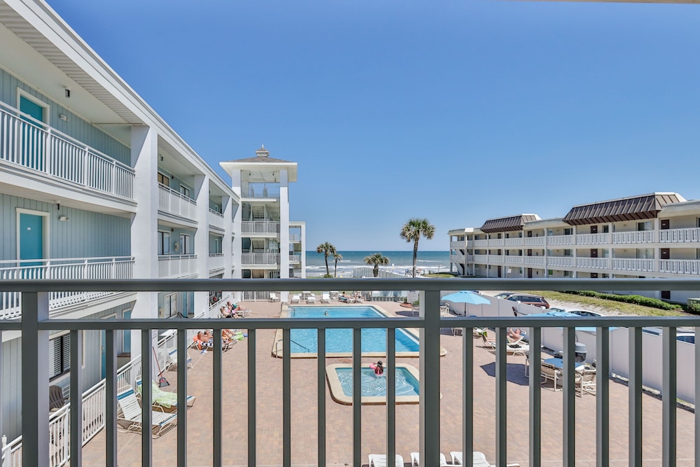 Coastal Waters Inn - photo 133