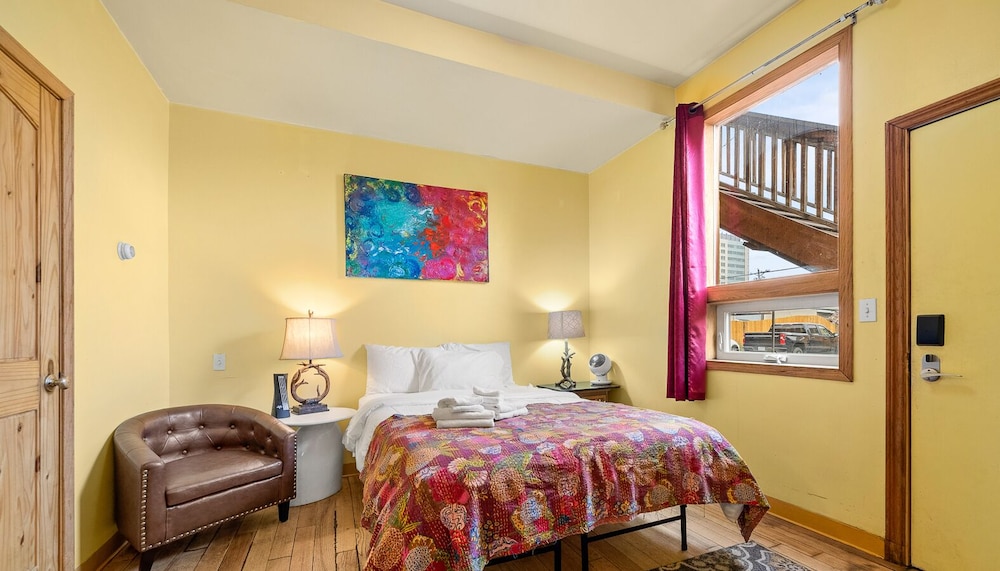 Qupqugiaq Inn - photo 18