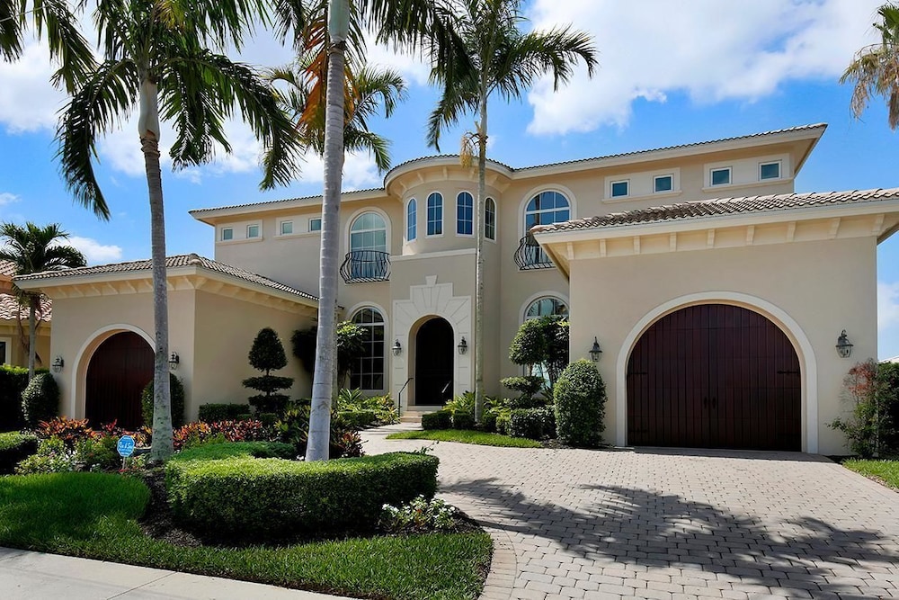 SMARCO919 5 Bedroom Holiday Home by Marco Naples Vacation Homes — 4-Star Luxury Hotel in Marco Island, United States