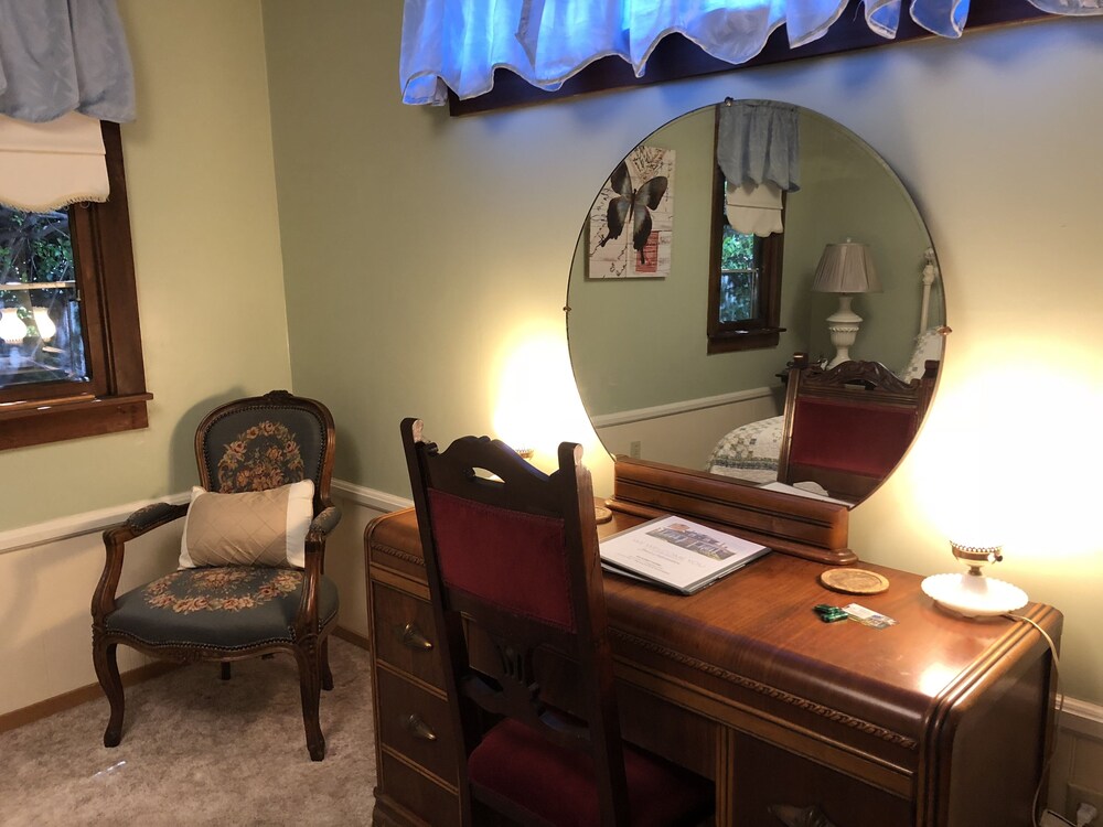 Country Inn Bed and Breakfast - photo 17