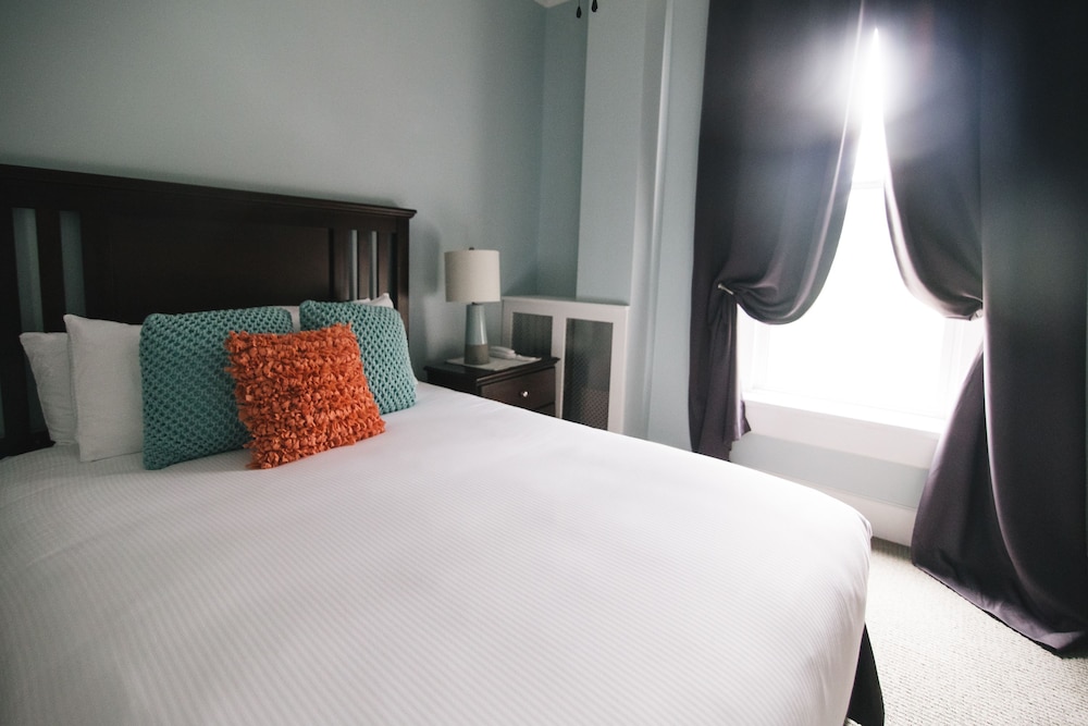 The Continental Hotel - photo 7