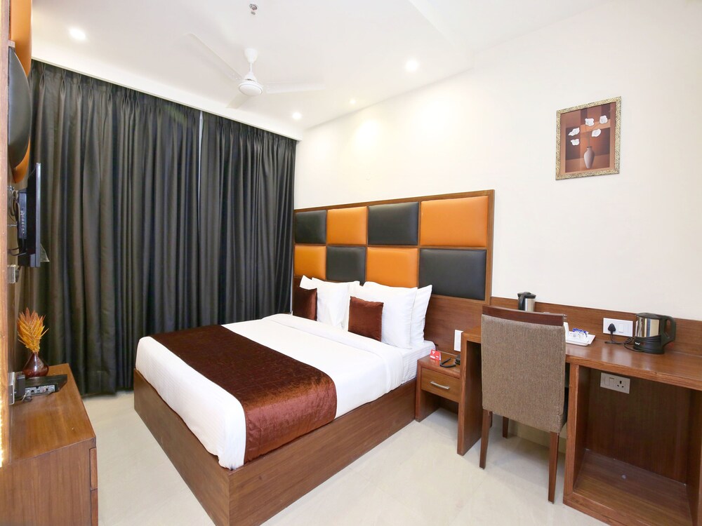 Hotel Bahl Regency in Panchkula, India