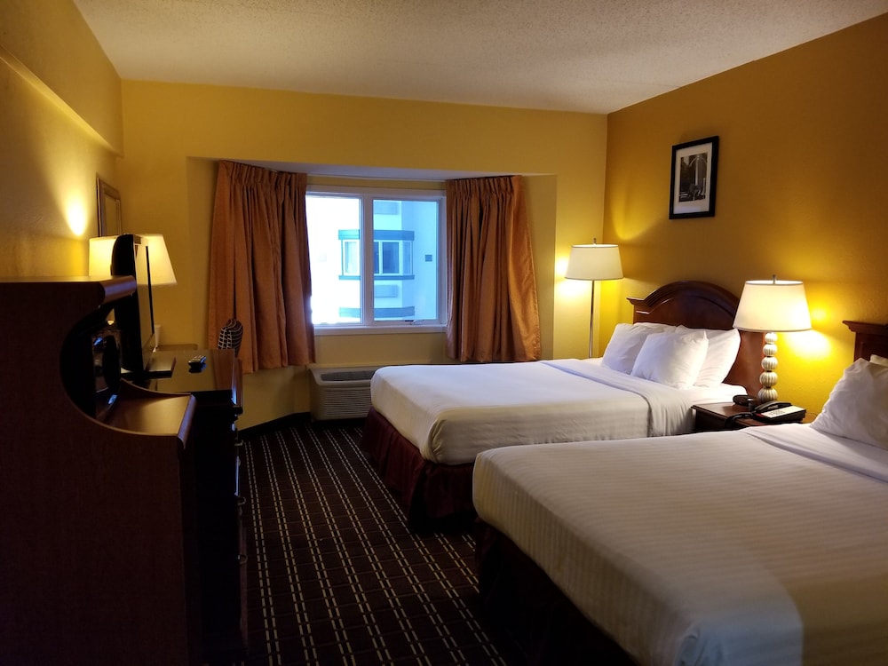 The Comstock Inn and Conference Center - photo 9