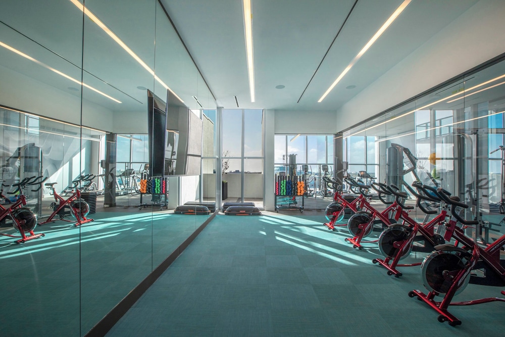 Luxury Condo with Den at Design District — 4-Star Luxury Hotel in Miami, United States