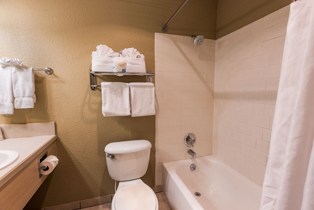 Ebb Tide Oceanfront Inn - photo 65