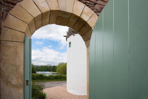 Dryburgh Stirling Two — Saint Boswells — photo 3