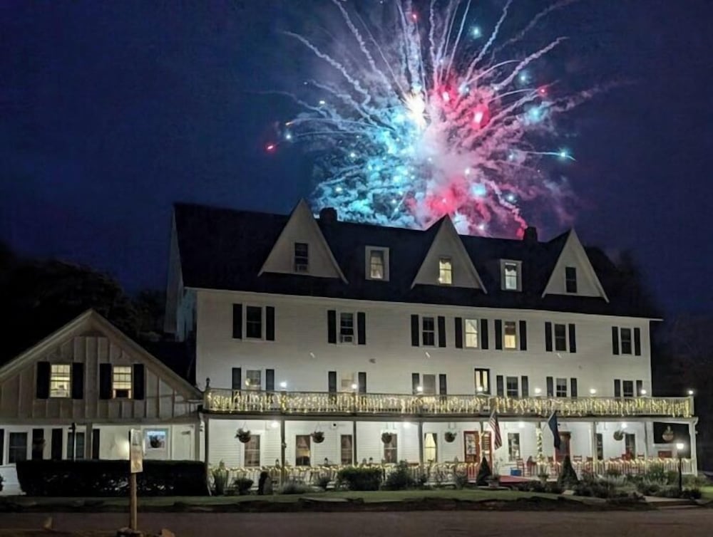Echo Lake Inn - photo 85