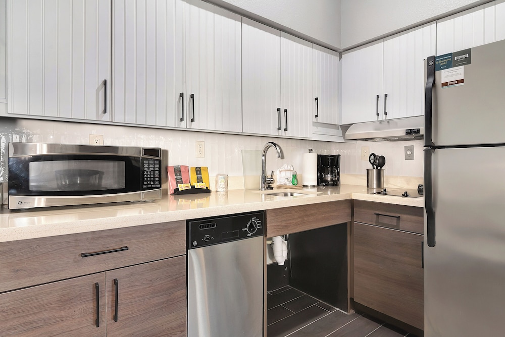 Staybridge Suites Longview by IHG - photo 28