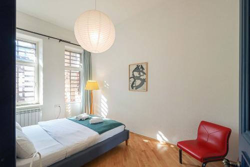 Charming 2BR Near Rooms Hotel By Wehost