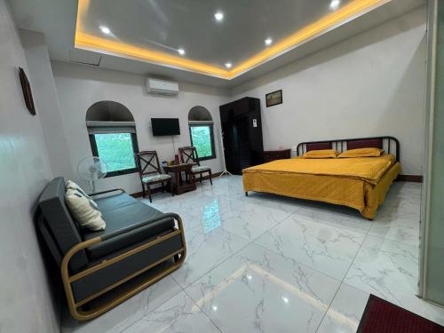 Linh San Hotel in Hoa Binh, Vietnam