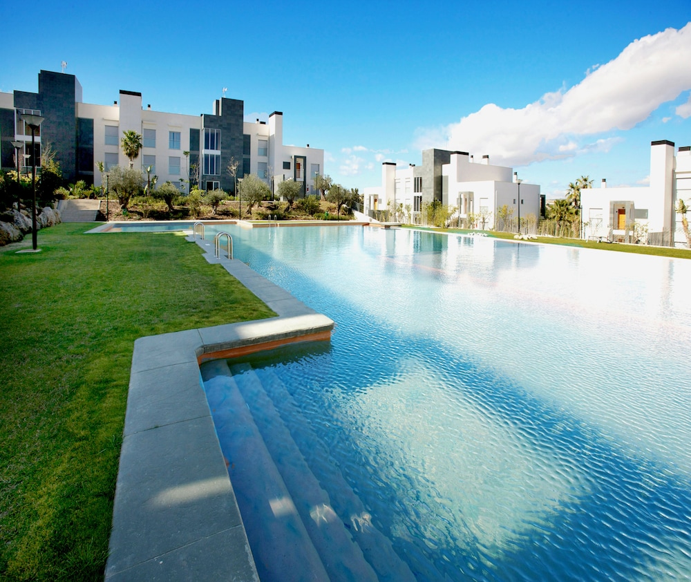 El Plantio Golf Resort — Alicante