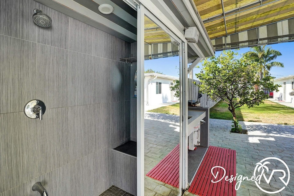 Unit D SeaI Private Room near Deerfield Beach - photo 17