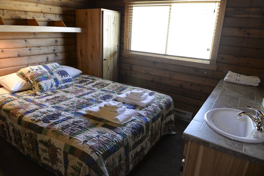 Three Rivers Resort - photo 17