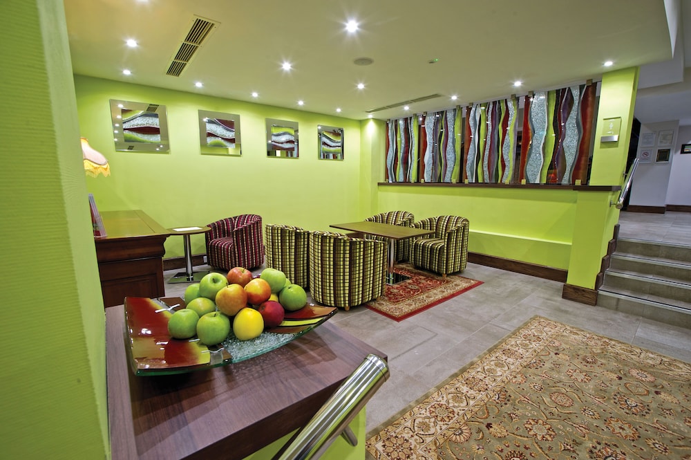 Frensham Pond Country House Hotel & Spa — Farnham — photo 3
