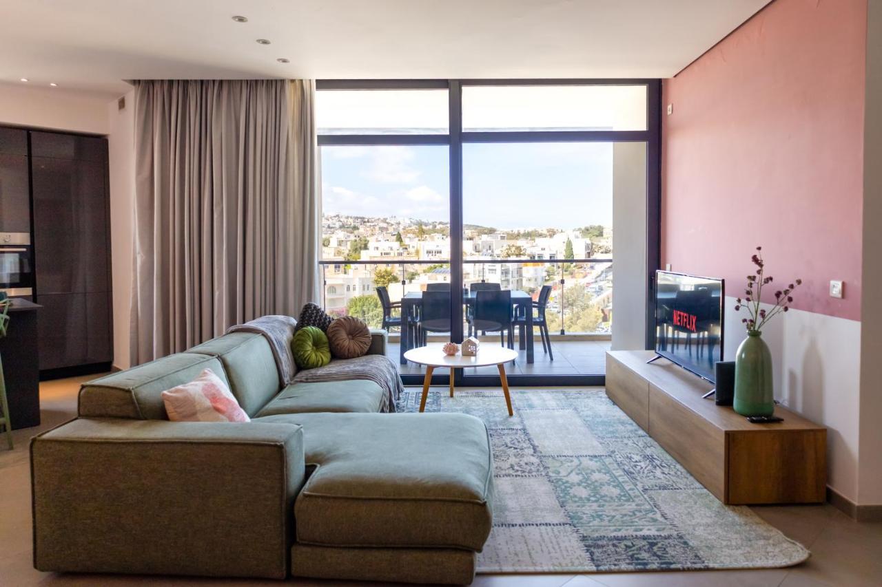 Luxury 2 Bedroom Apartment in St Julians — 4-Star Luxury Hotel in San Giljan, Malta