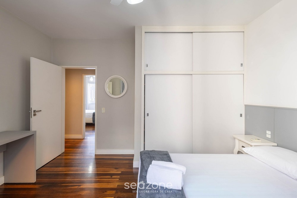 Apartamentos a 50m da Praia Principal em BC MRD
