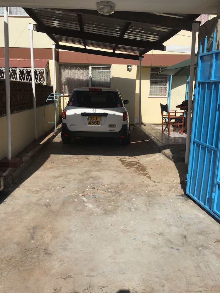 Magiwa Homestay Adults Only