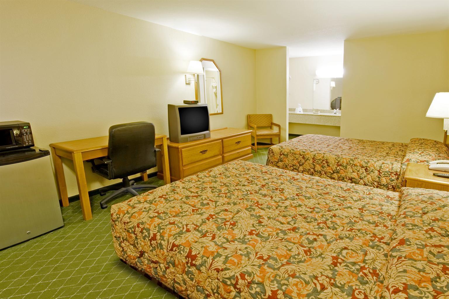 Americas Best Value Inn Gainesville TX - photo 13