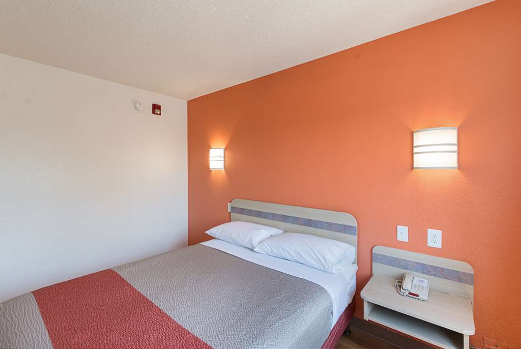 Motel 6 Columbia SC Fort Jackson Area - photo 11