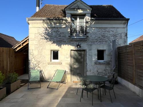 Maisonnette de charme tout confort Le tilleul — hotel in Chailles