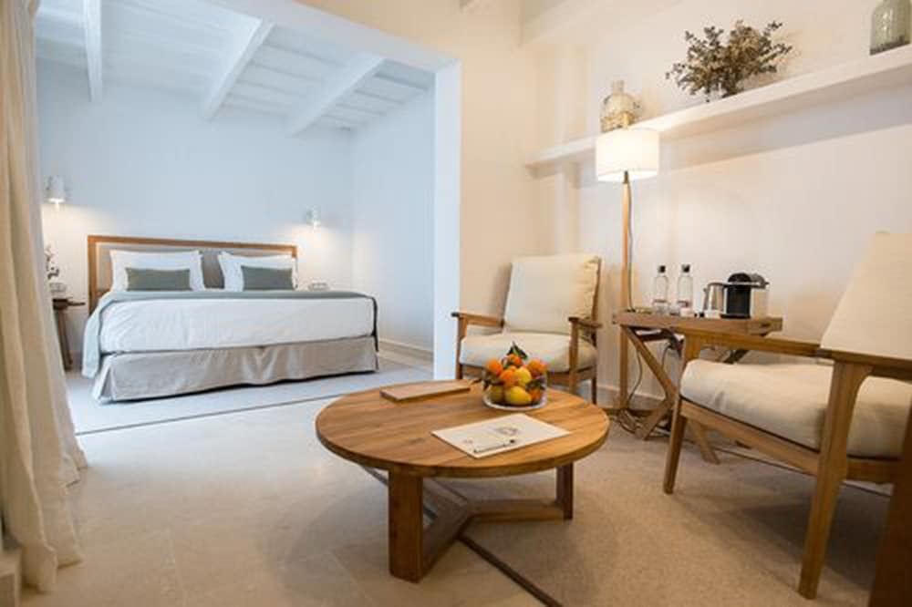 S’Hotelet d’es Born Suites & SPA in Ciutadella, Spain