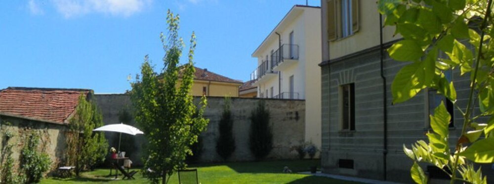 B&B L'Ortodellerose — 4-Star Luxury Hotel in Alba, Italy
