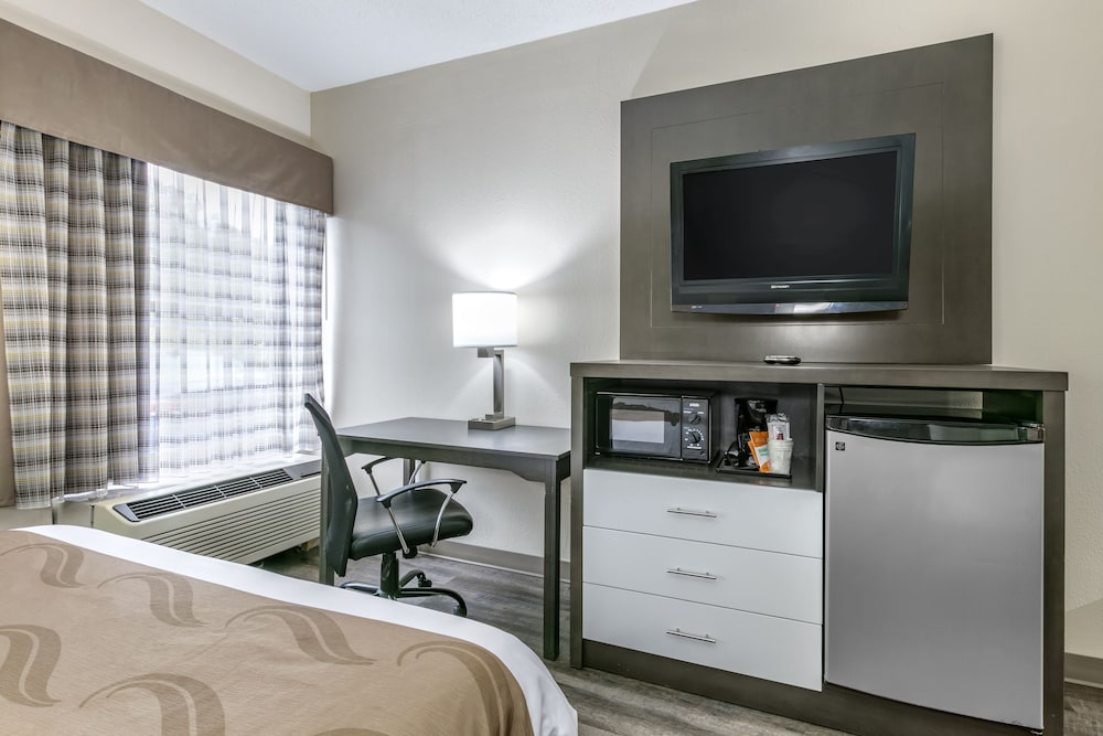 Quality Inn Rogersville - photo 10