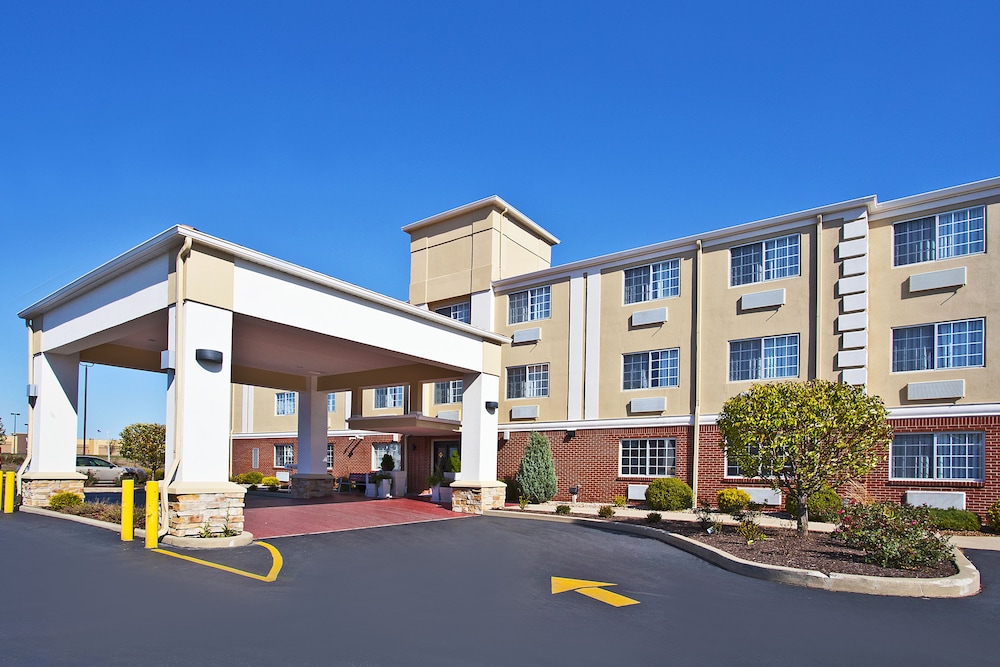 Holiday Inn Express Hotel & Suites Wabash by IHG — hotel in Wabash