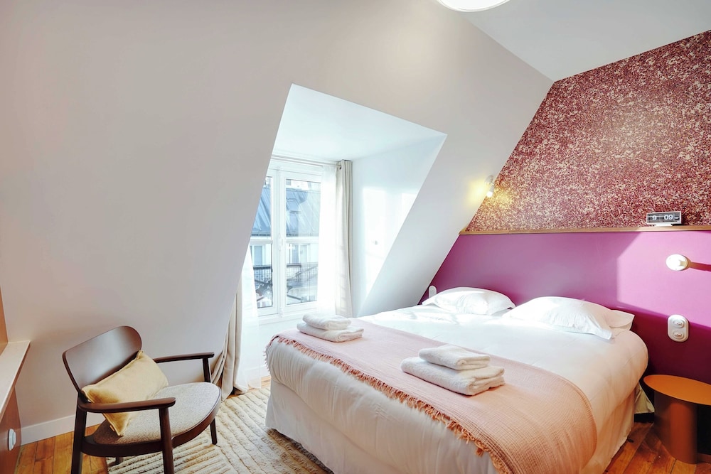 Elegant Studio 2P Republique - carbon neutral hotel in Paris