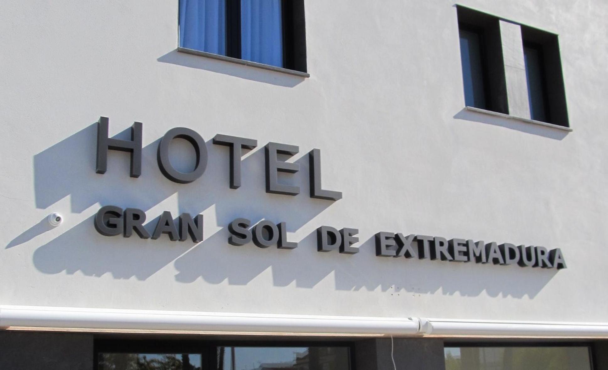 Hotel Gran Sol De Extremadura — hotel in Montijo