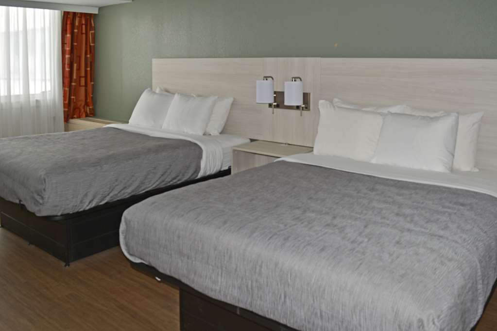 Quality Inn & Suites East Syracuse Carrier Circle - photo 17