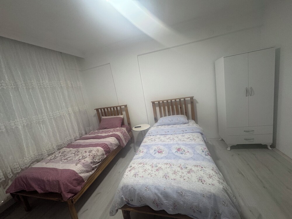 Maldivler Pansiyon — Yesilova