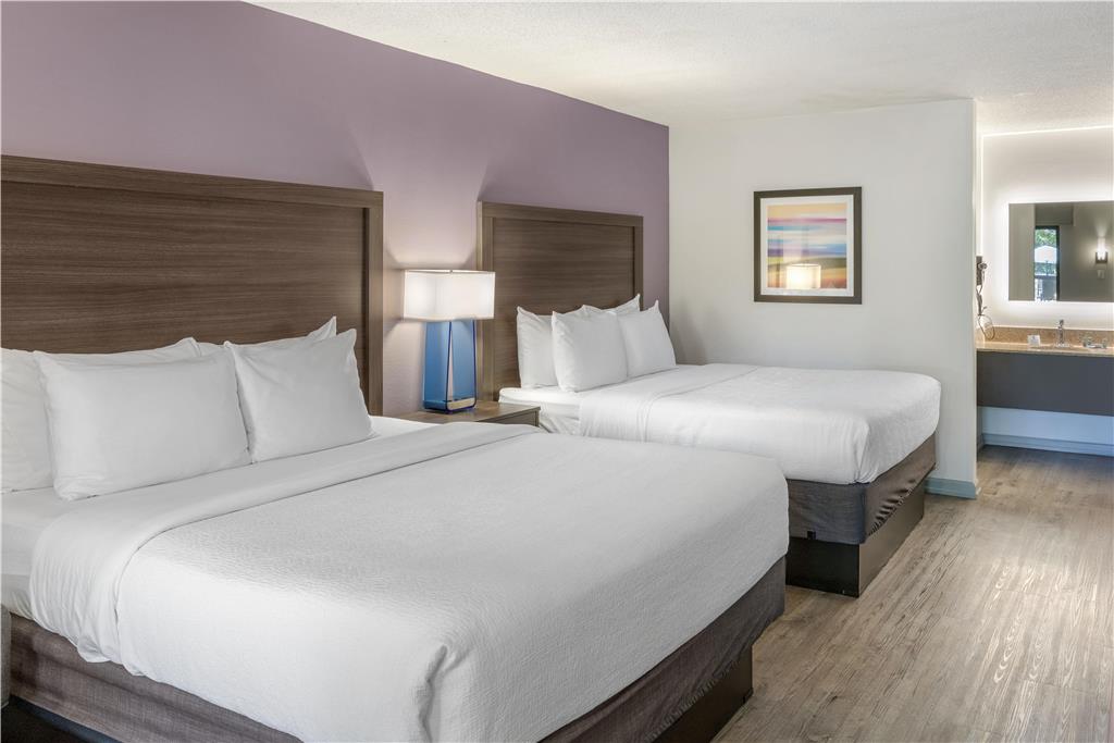 Best Western Hickory - photo 17