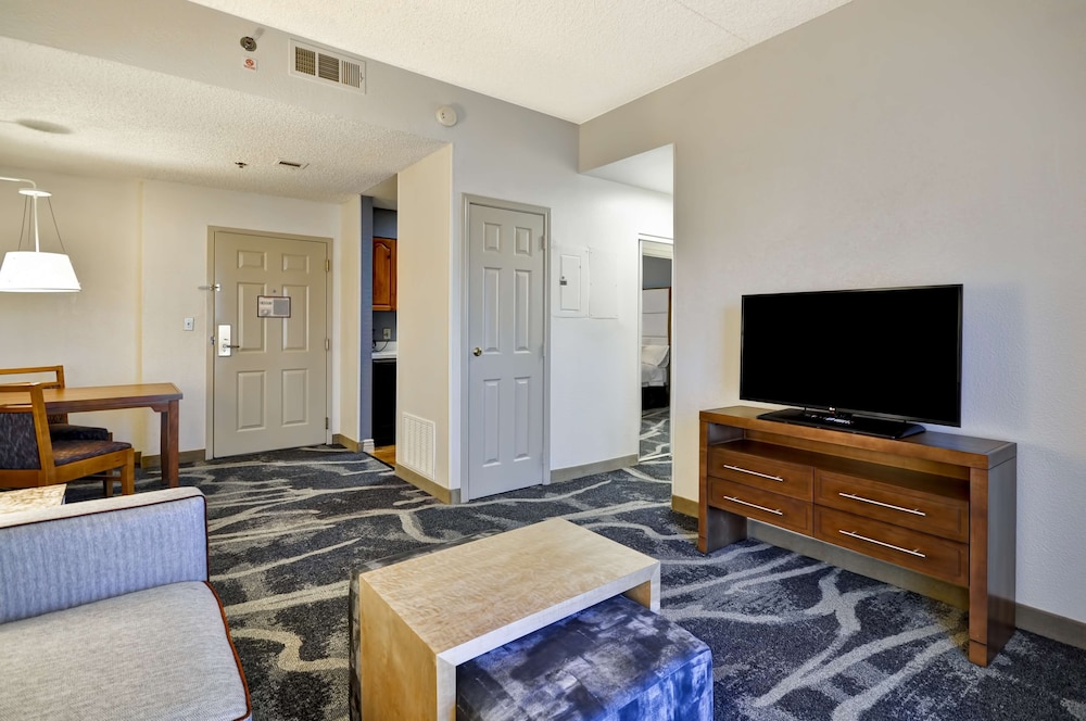 Homewood Suites by Hilton Phoenix Biltmore - photo 46