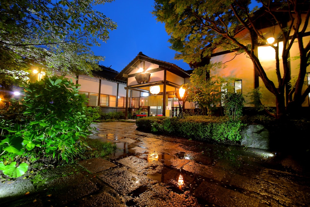 Sakura Sakura Hot Springs in Kirishima, Japan